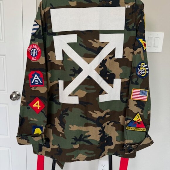 Off White Camouflage Military-Style Field Jacket - Picture 5 of 5